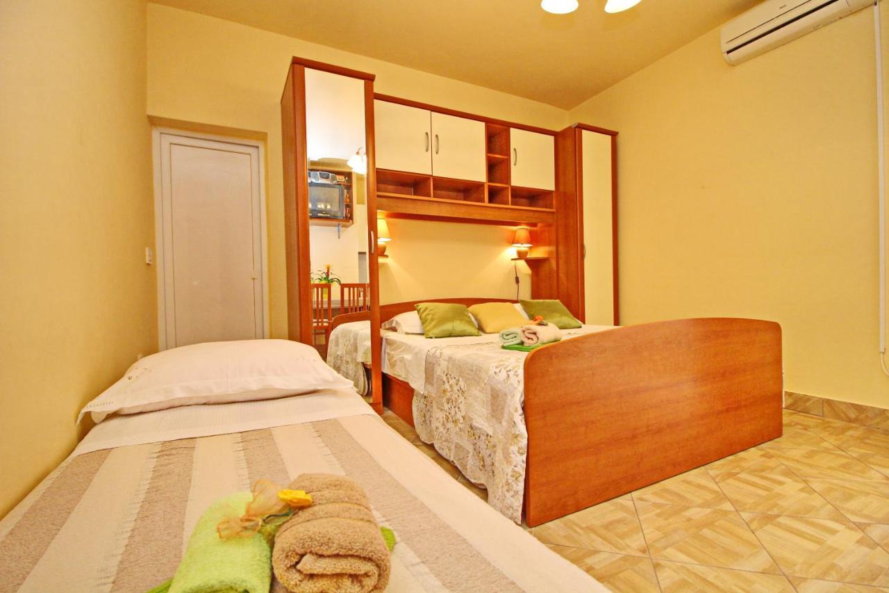 Apartments Sea Line Prigradica Luaran gambar