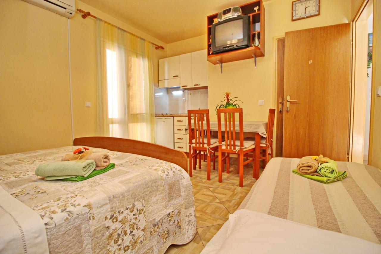 Apartments Sea Line Prigradica Luaran gambar